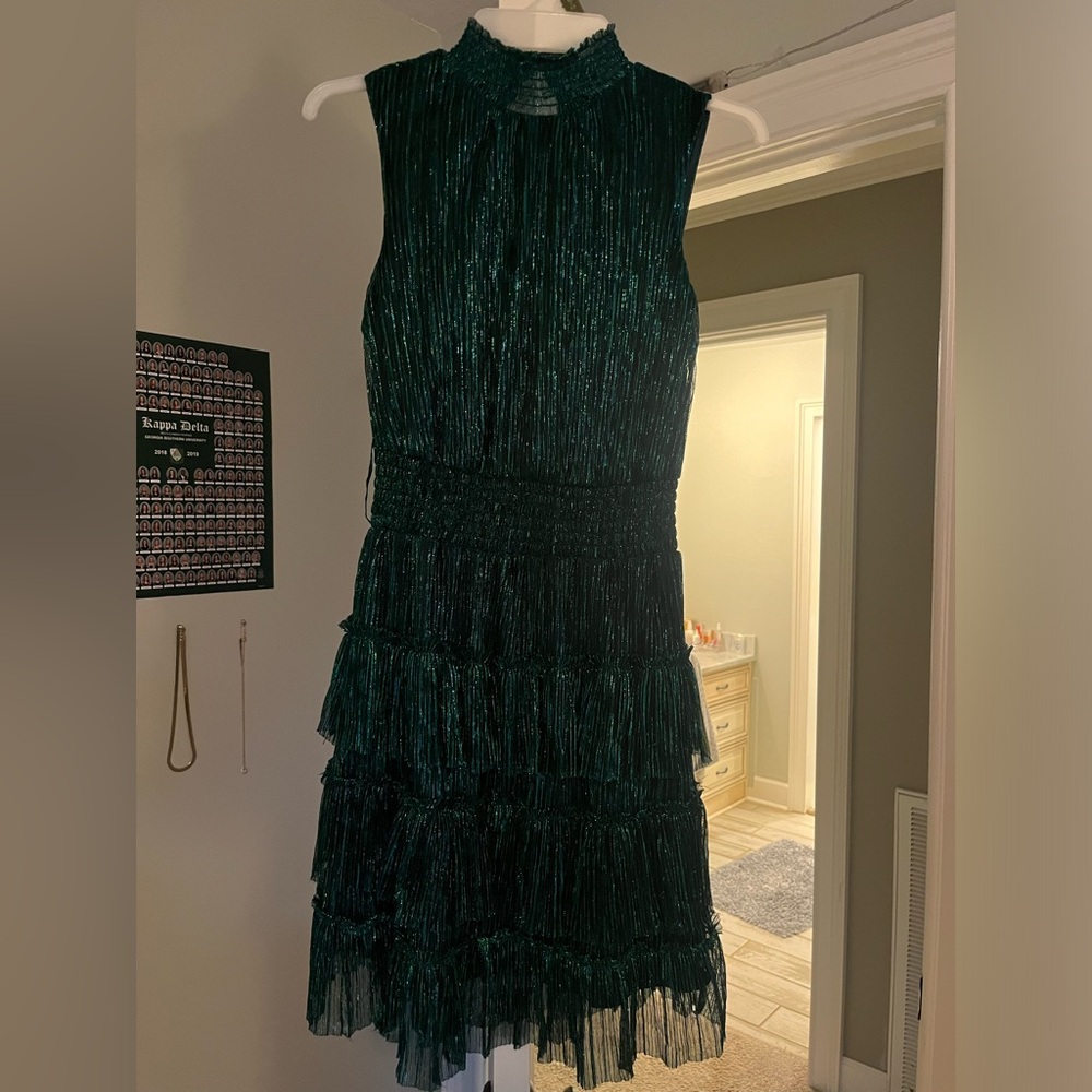 Love this green sparkly dress! Brand 1 state - size XS